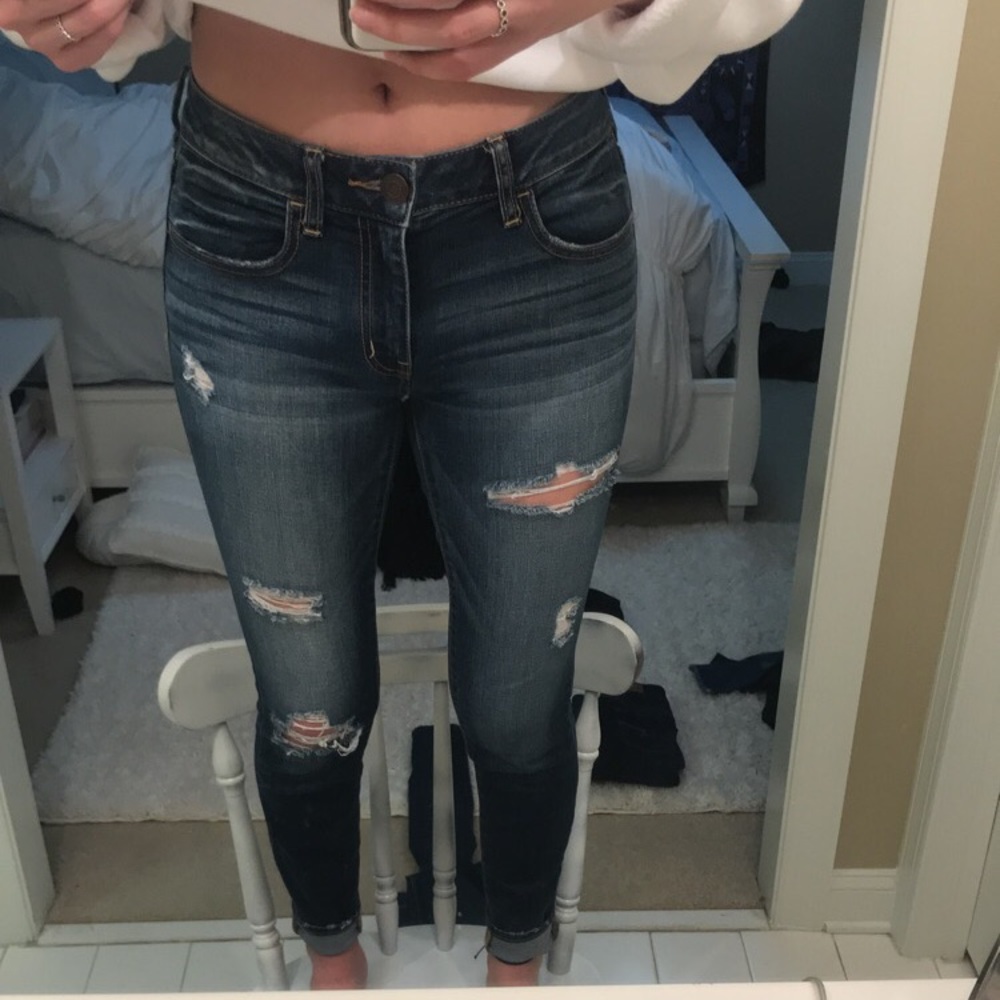 American Eagle ripped jeggings